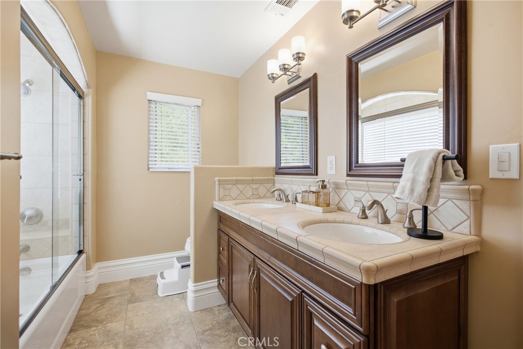20855 Avenida Castilla Property Photo 38