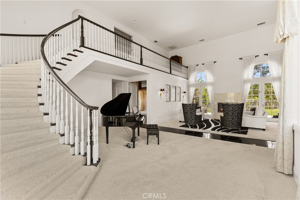 38586 Hillside Trail Property Photo 5