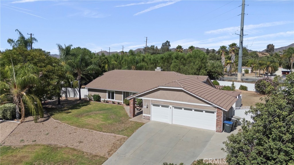 32498 Durango Court Property Photo 2