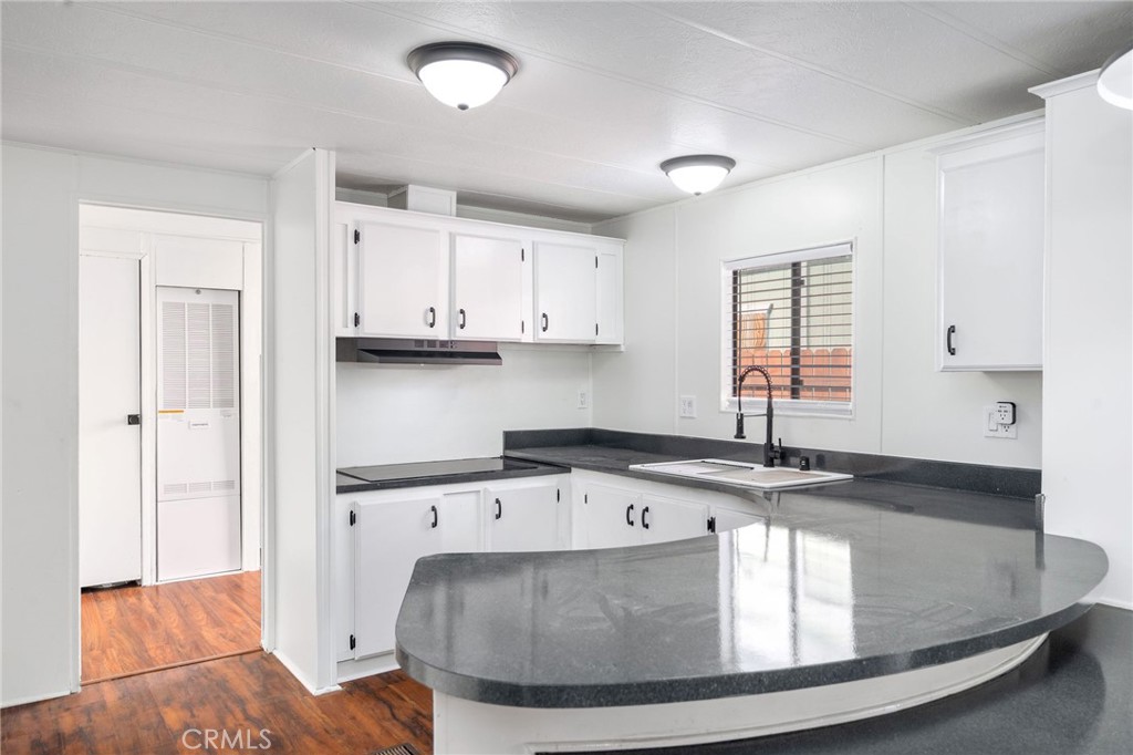 38035 Via Del Largo Property Photo 4