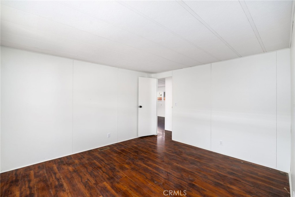 38035 Via Del Largo Property Photo 15