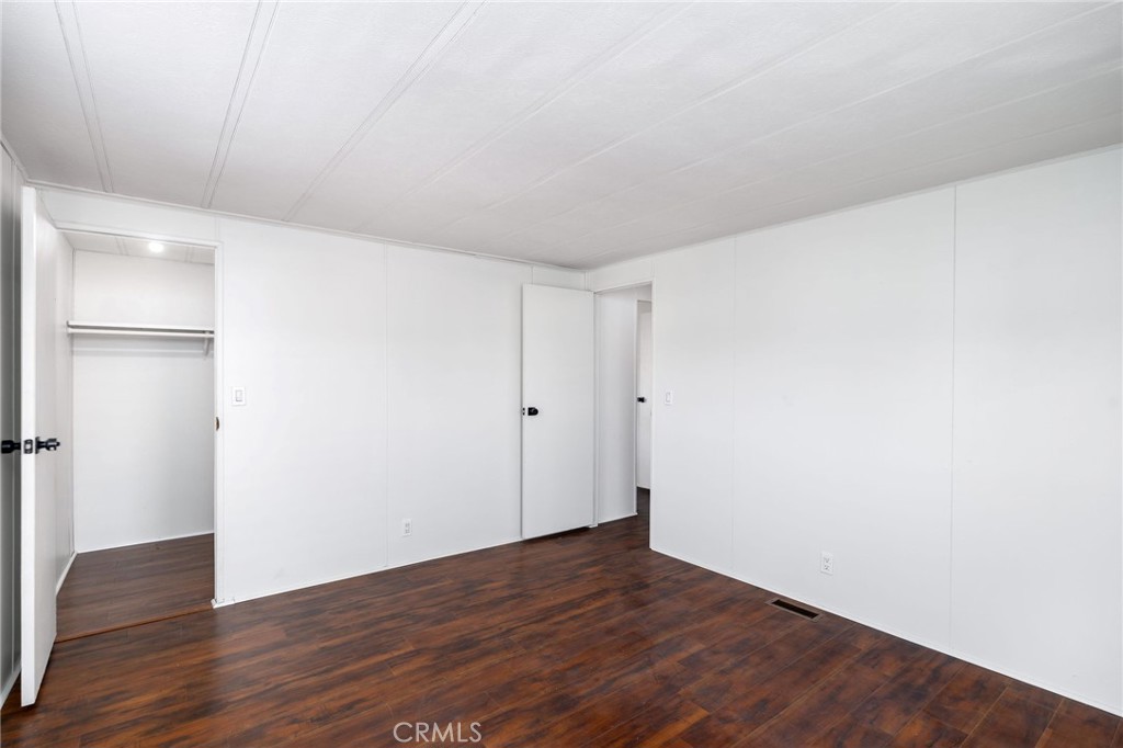 38035 Via Del Largo Property Photo 18