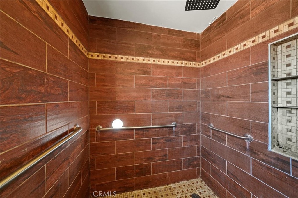 58407 Campanula Street Property Photo 27