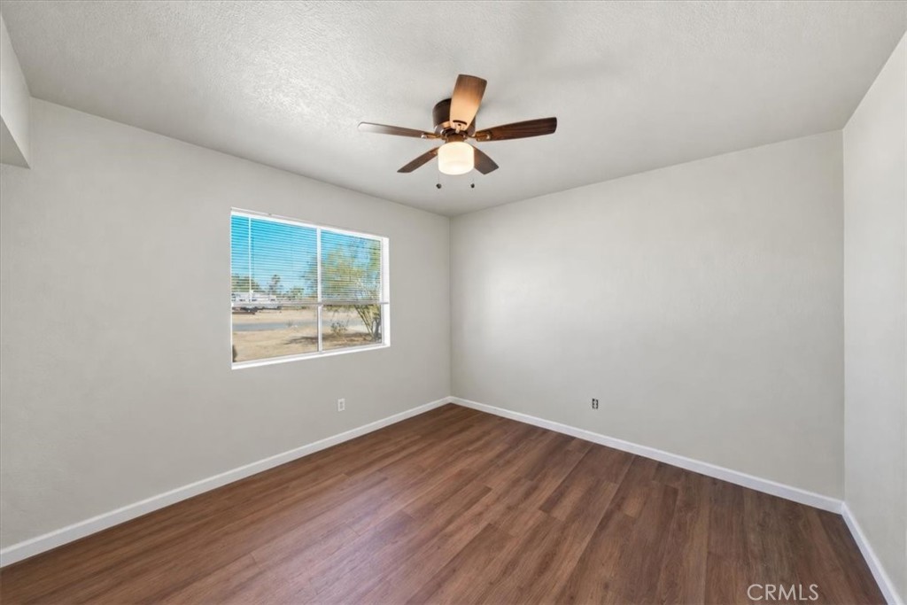 58407 Campanula Street Property Photo 34