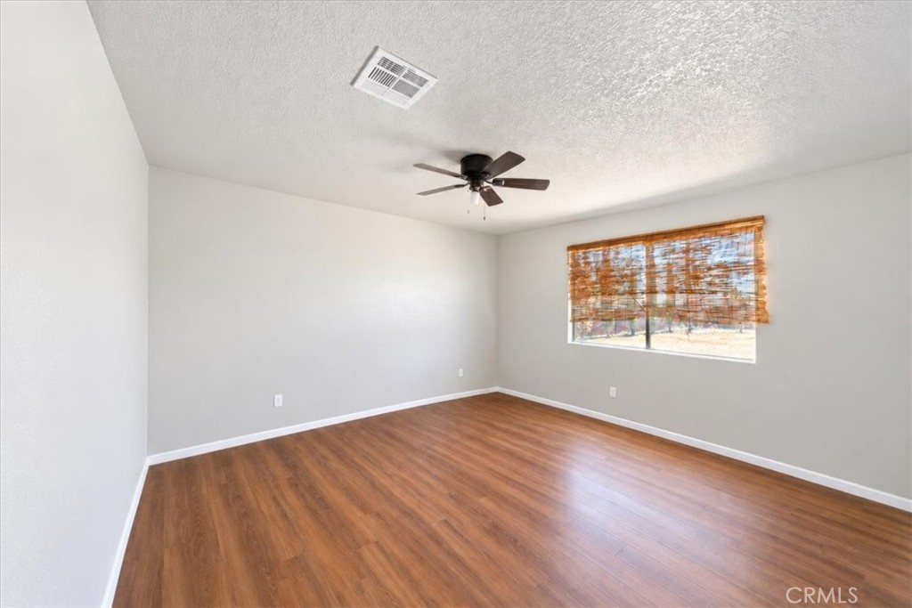 58407 Campanula Street Property Photo 36
