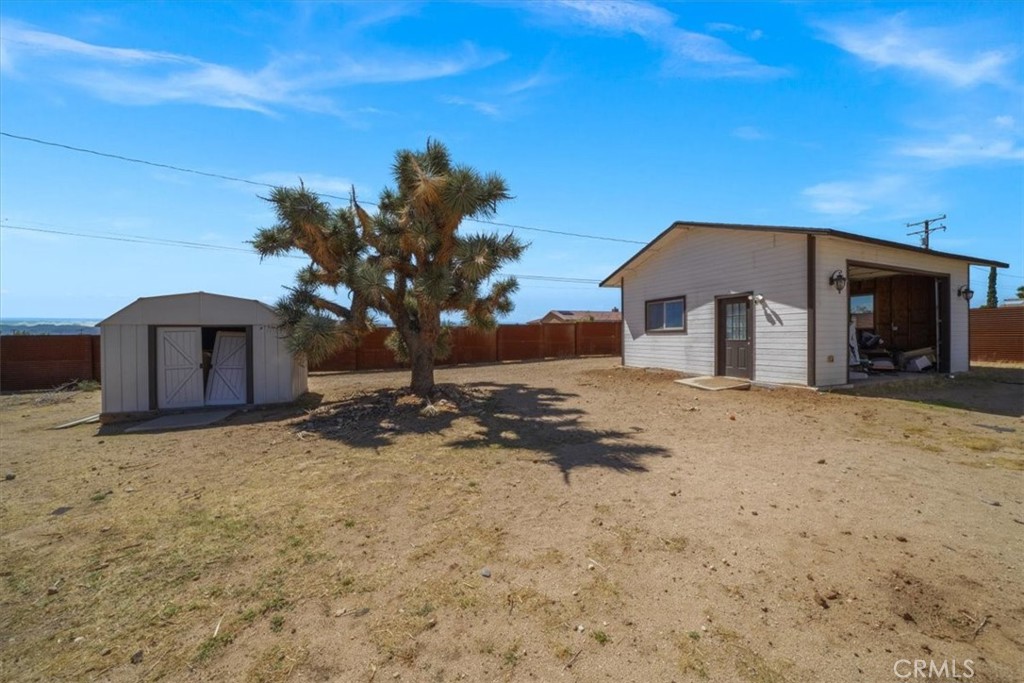 58407 Campanula Street Property Photo 49