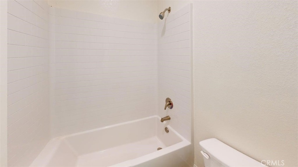 885 Bougainvillea Court Property Photo 3