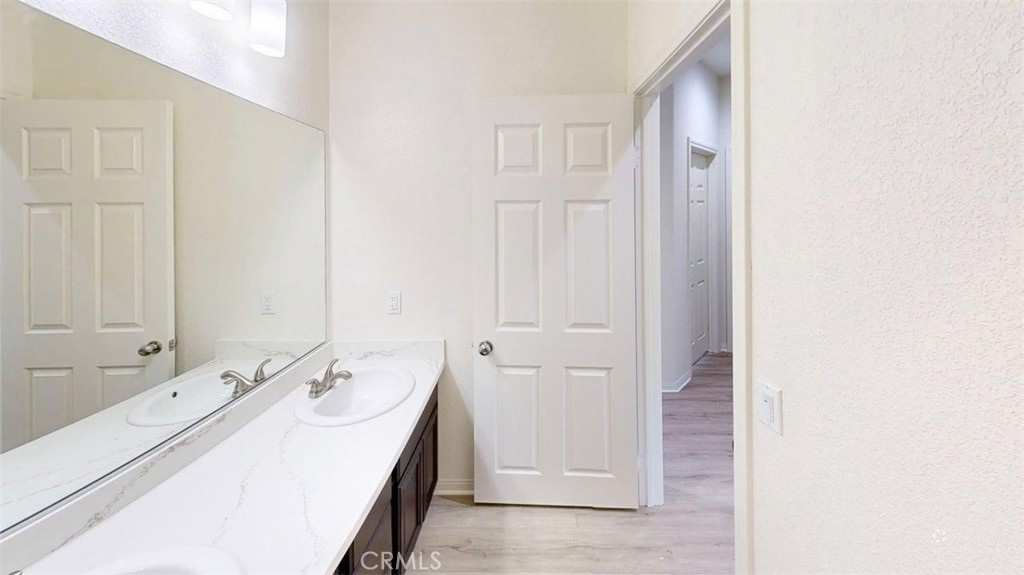 885 Bougainvillea Court Property Photo 4