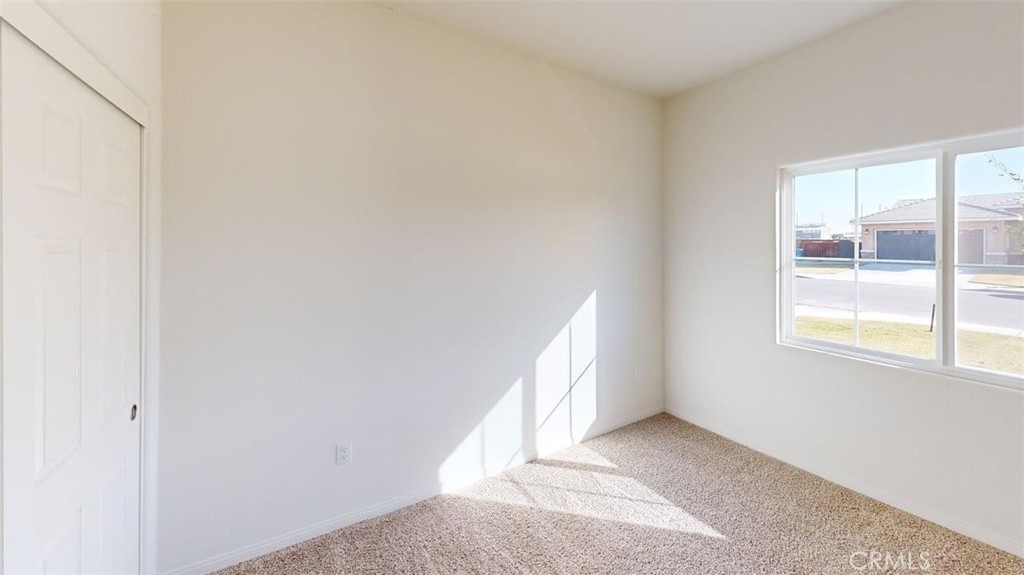 885 Bougainvillea Court Property Photo 8