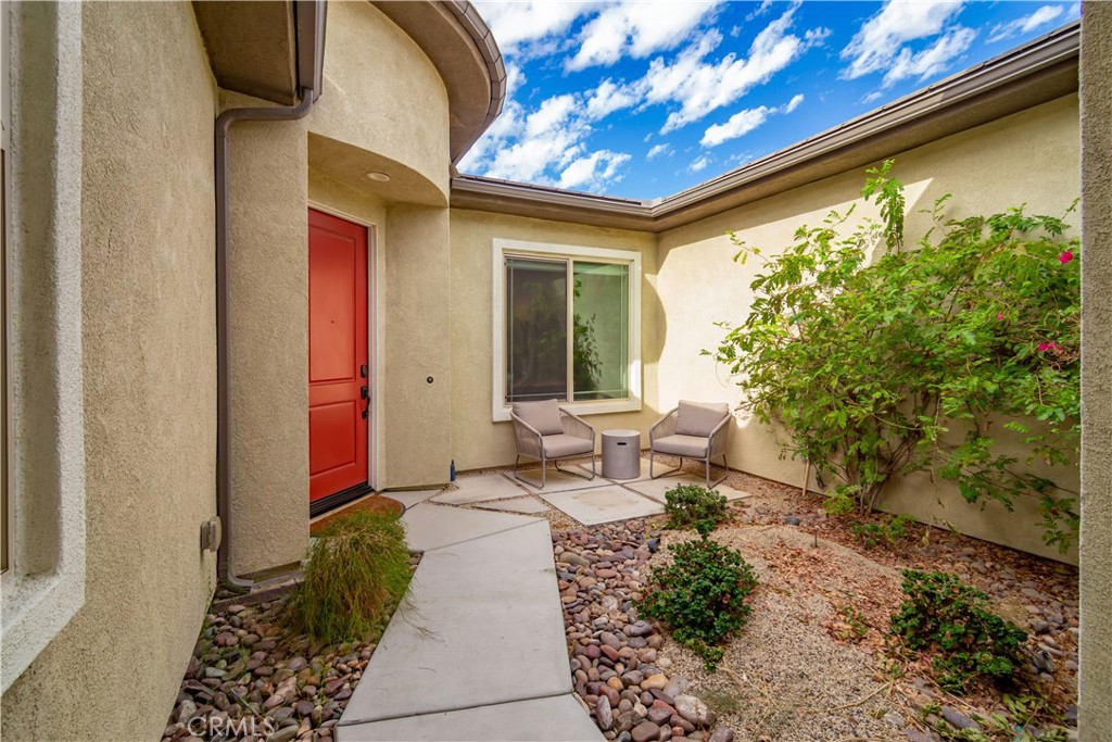 16 Burgundy Property Photo 5