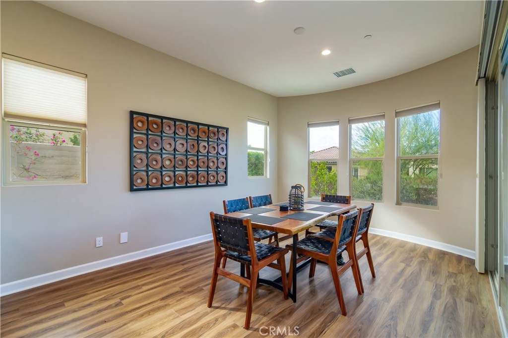 16 Burgundy Property Photo 19