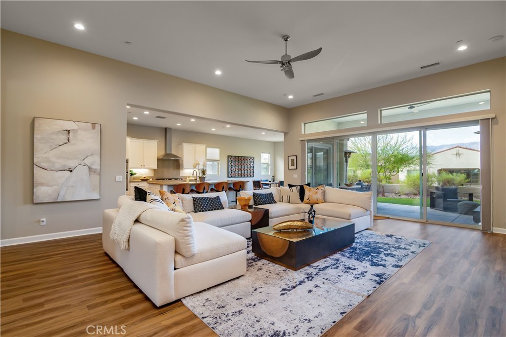 16 Burgundy Property Photo 24