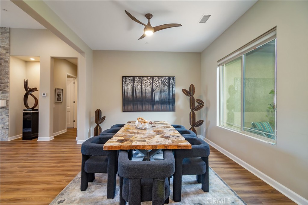 16 Burgundy Property Photo 26
