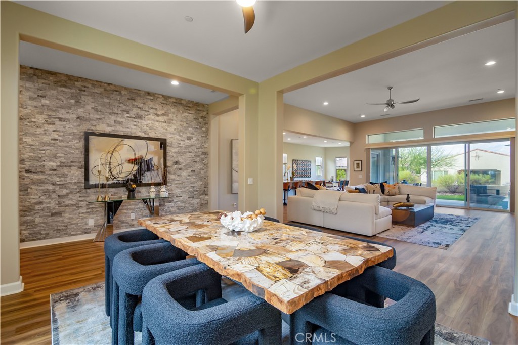 16 Burgundy Property Photo 28