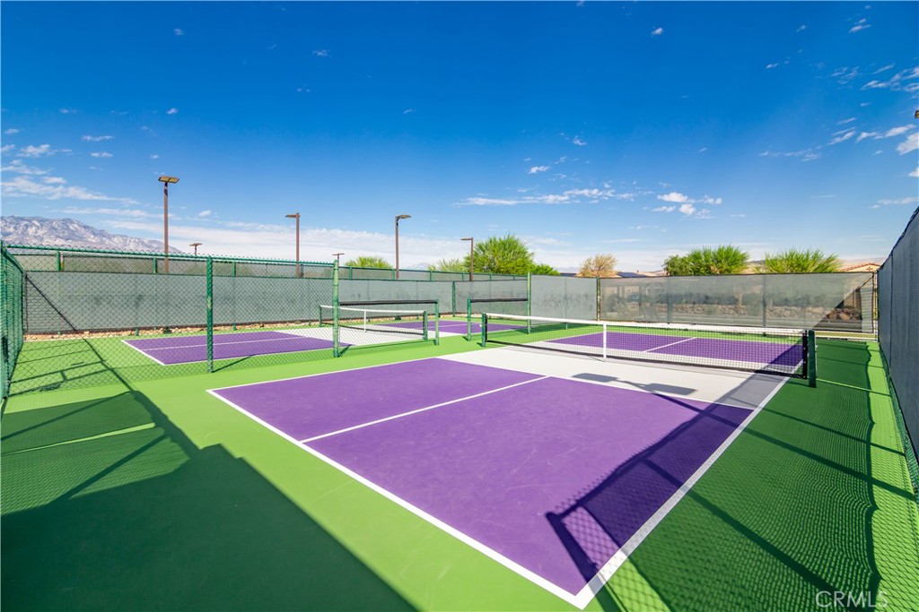16 Burgundy Property Photo 56