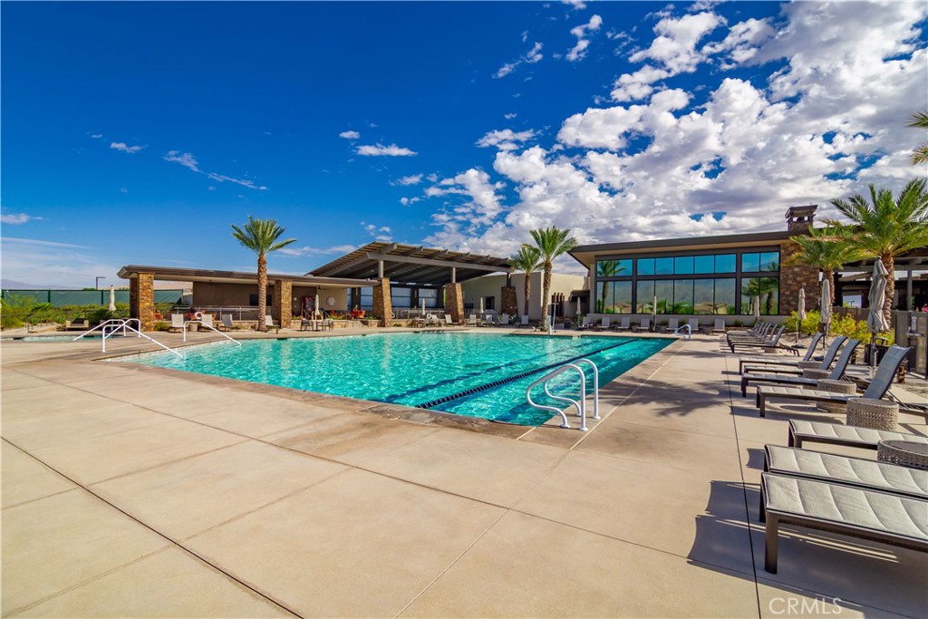 16 Burgundy Property Photo 60