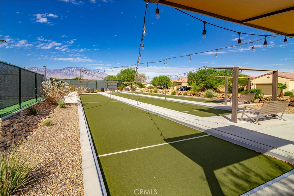 16 Burgundy Property Photo 65