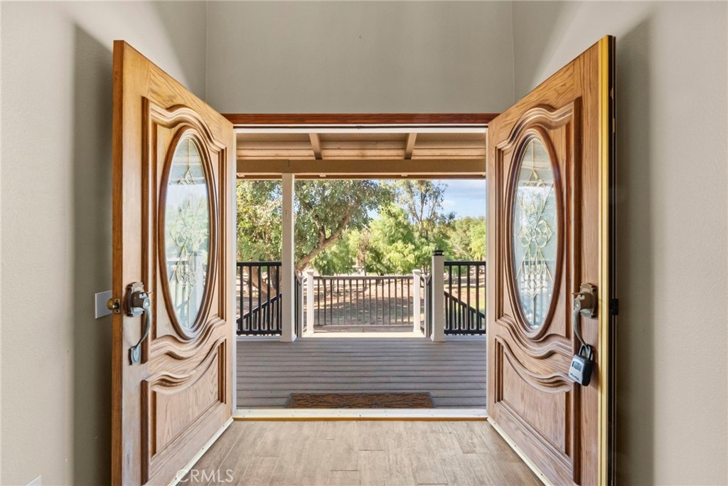 41900 Green Tree Property Photo 9