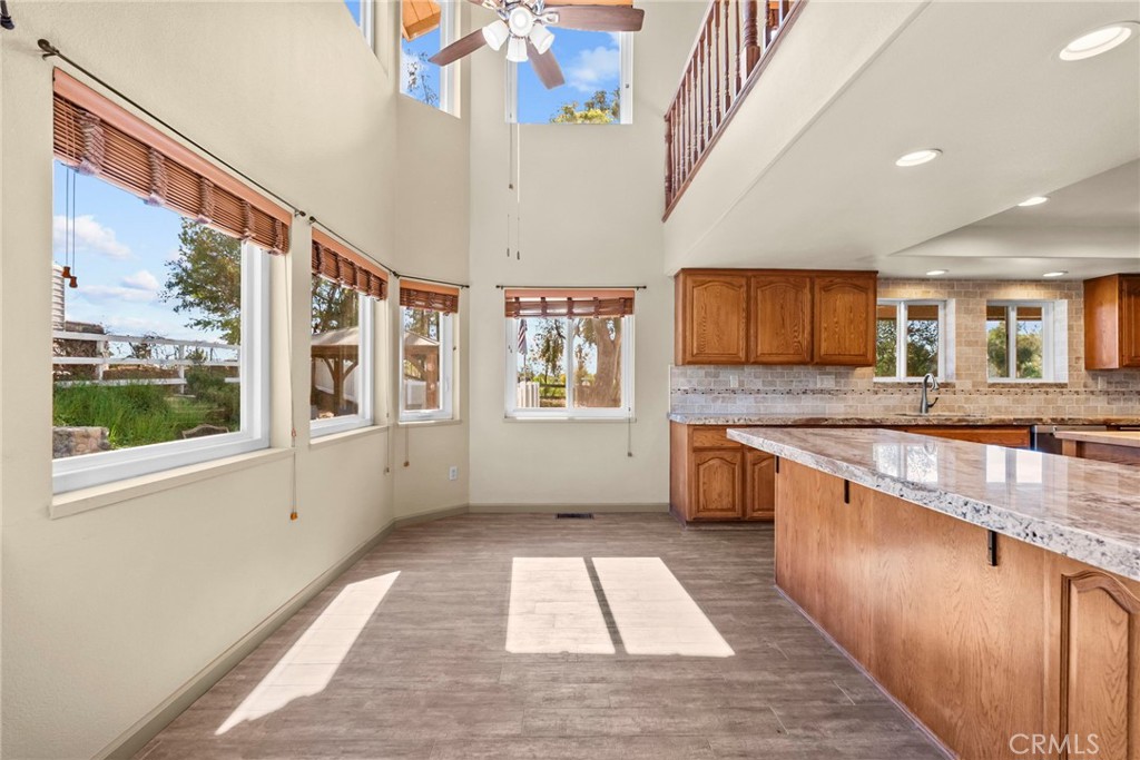 41900 Green Tree Property Photo 15
