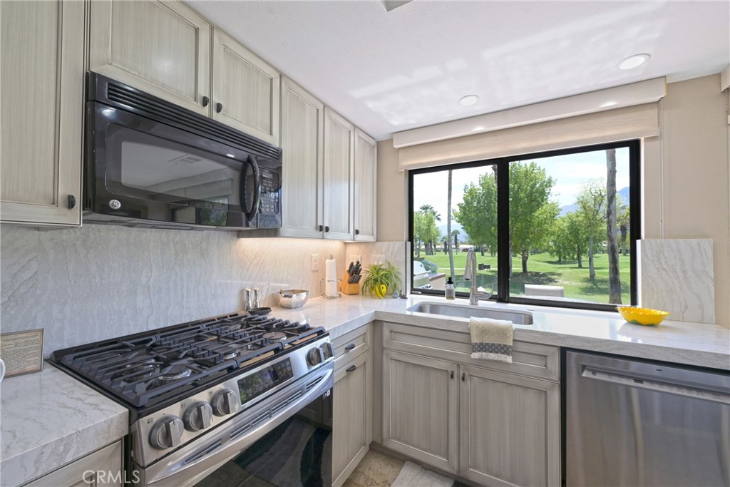 54387 Shoal Property Photo 19
