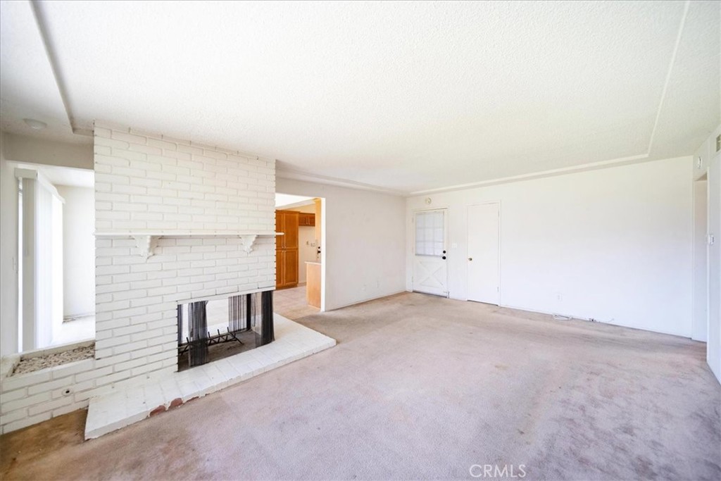 2071 Wickshire Property Photo 9