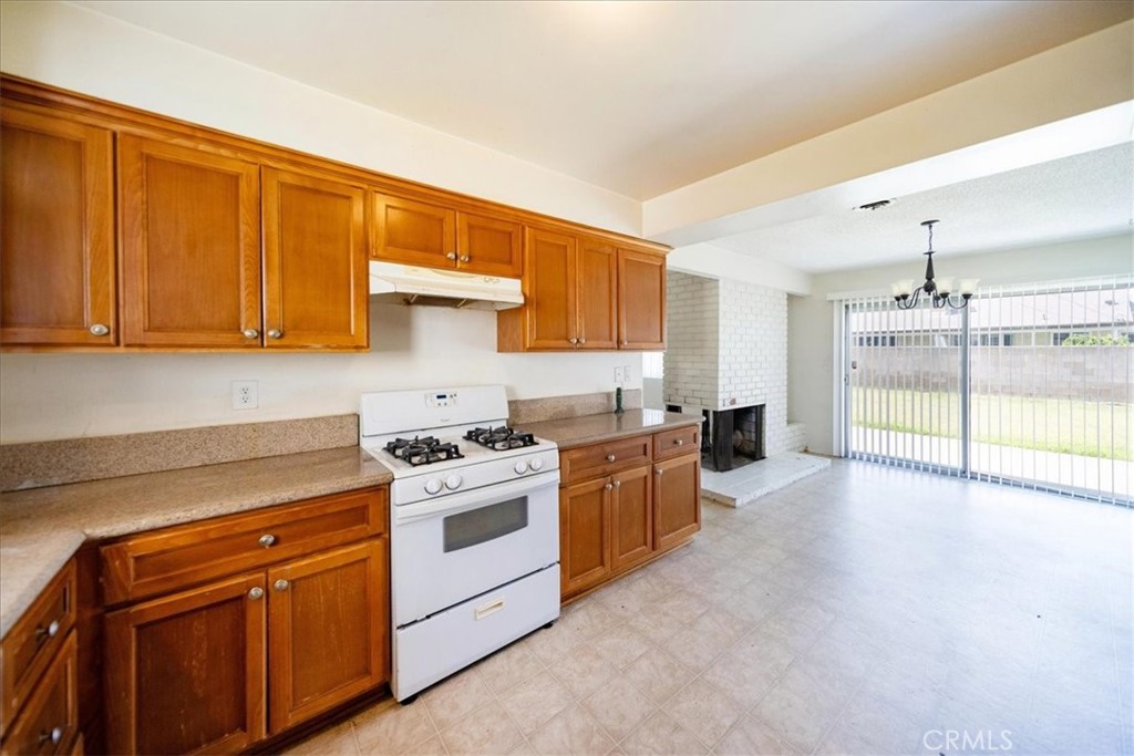 2071 Wickshire Property Photo 18