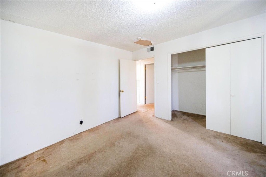 2071 Wickshire Property Photo 24