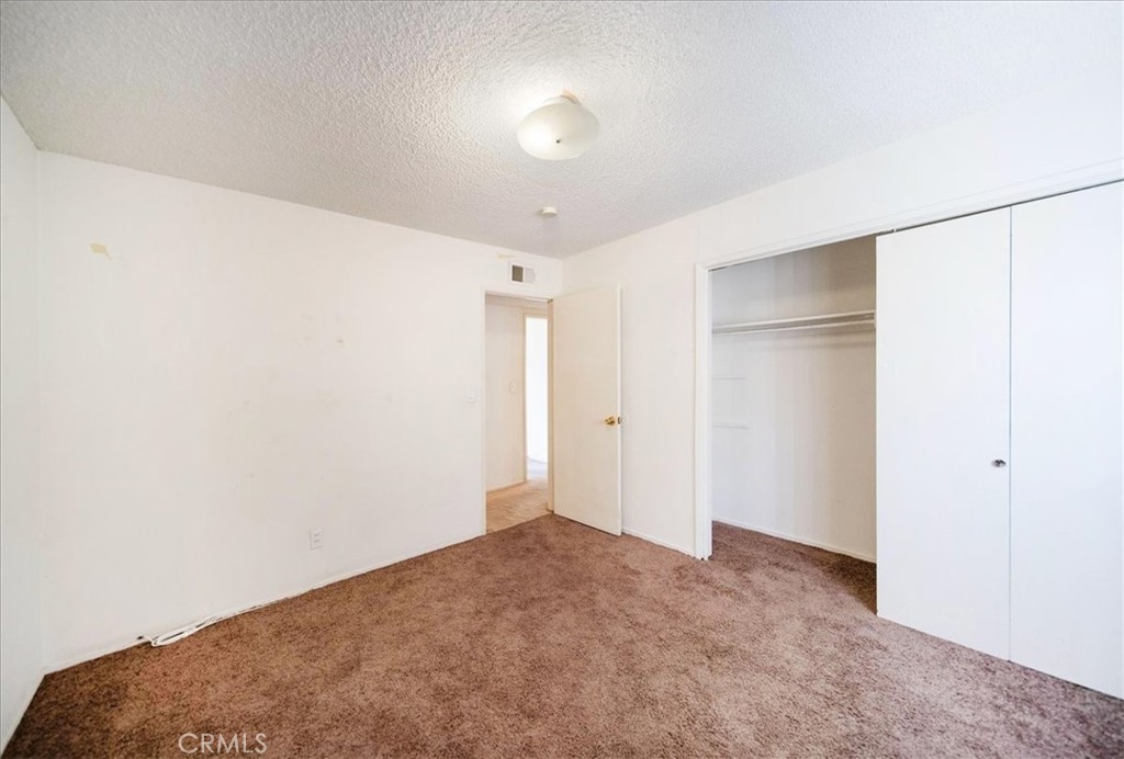 2071 Wickshire Property Photo 26