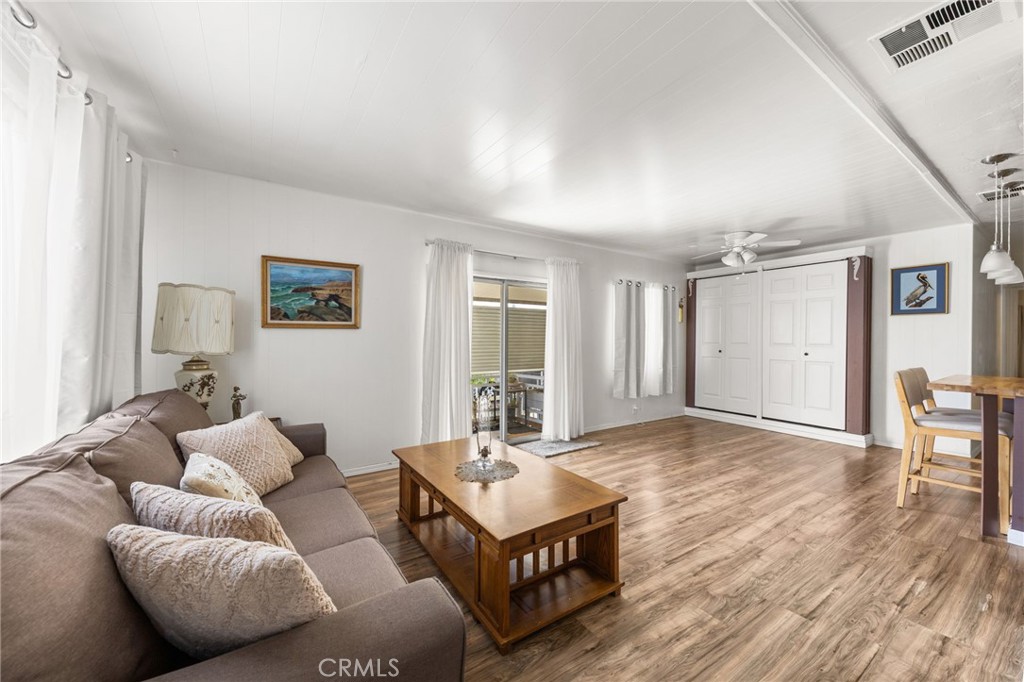 332 N Lyon Avenue 74 Property Photo 14