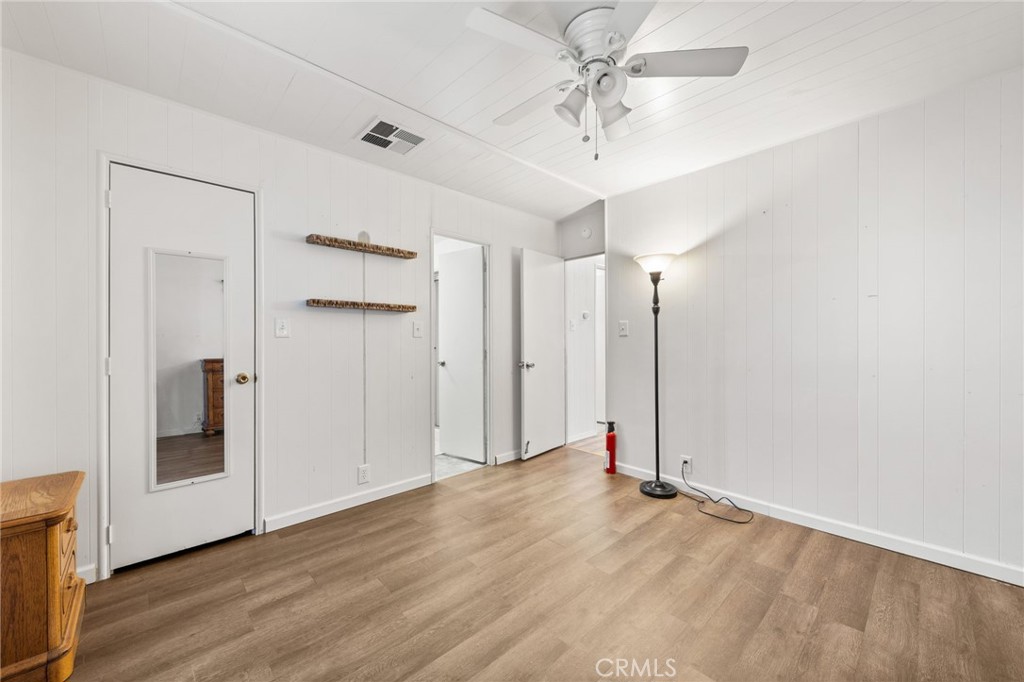 332 N Lyon Avenue 74 Property Photo 20