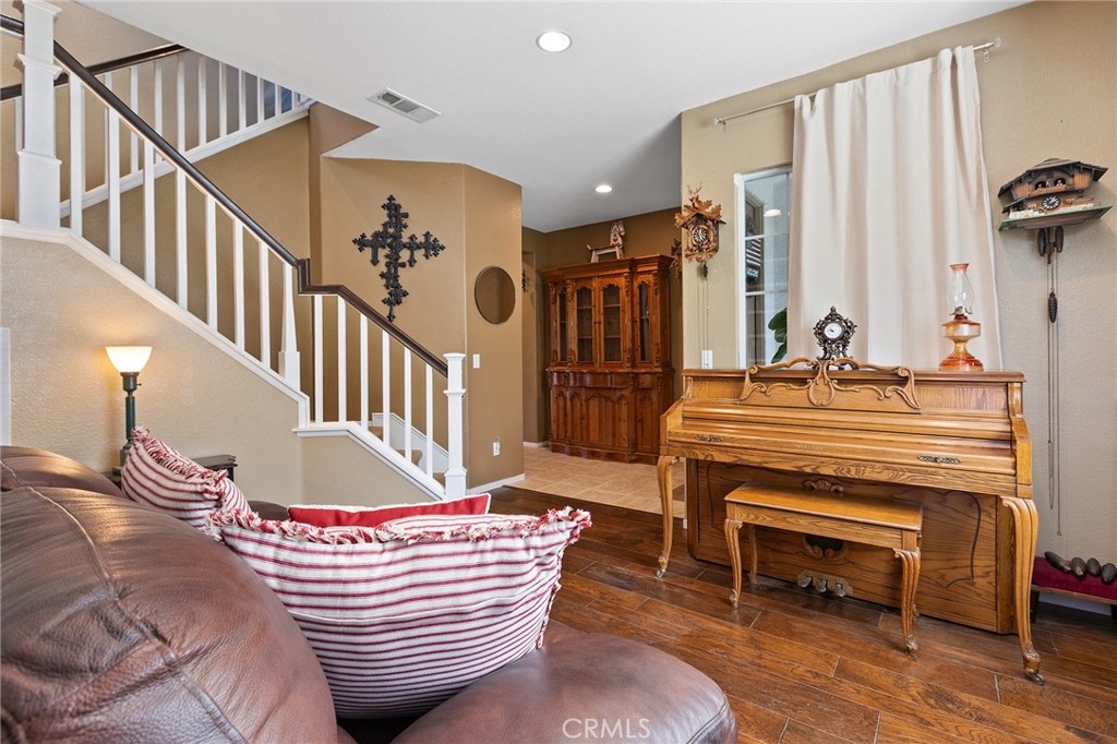 28728 Sunridge Court Property Photo 10
