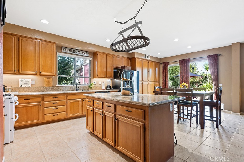 28728 Sunridge Court Property Photo 11
