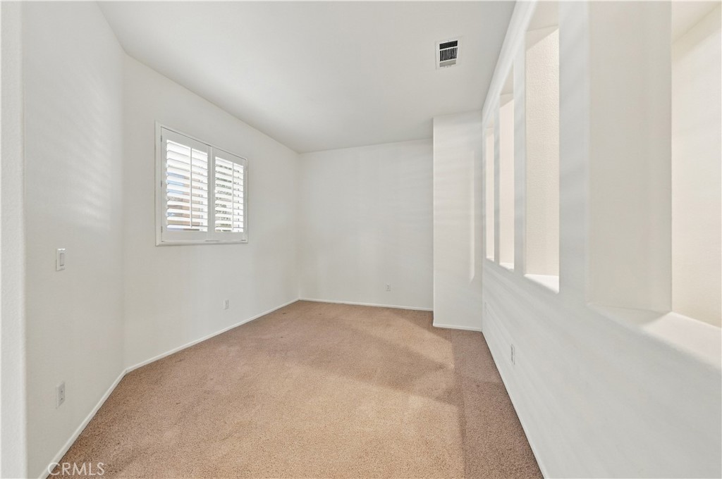 28263 Long Meadow Property Photo 6