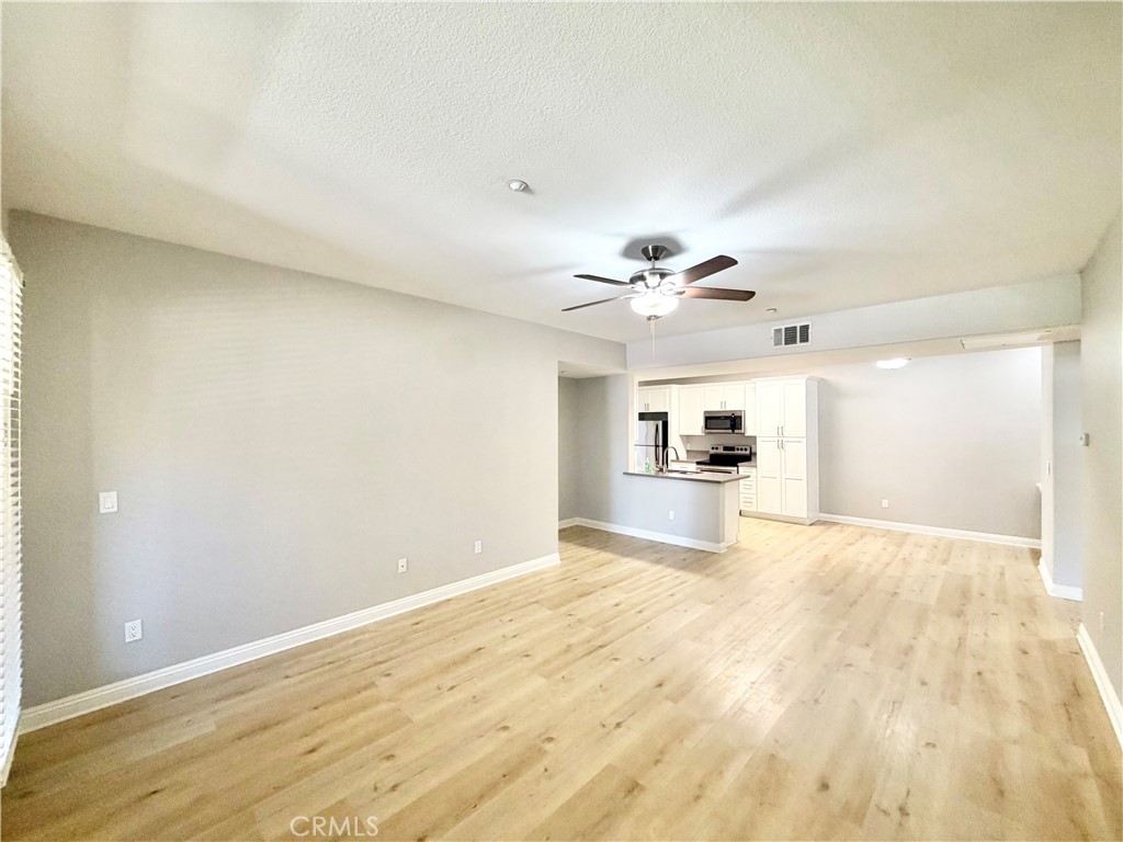41410 Juniper Street 1522 Property Photo 2