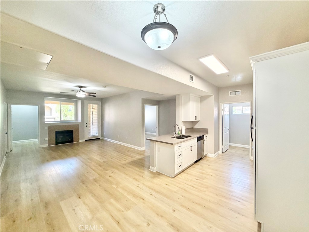 41410 Juniper Street 1522 Property Photo 7