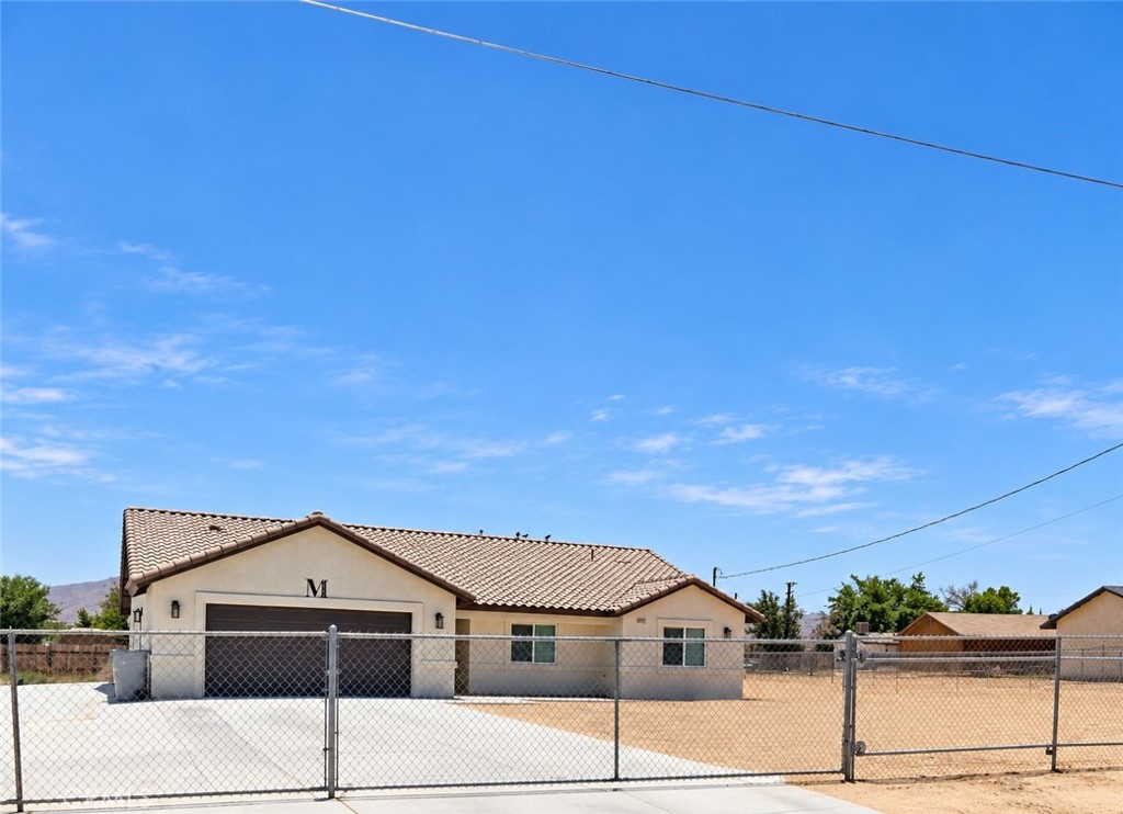 9243 Manteca Property Photo 2