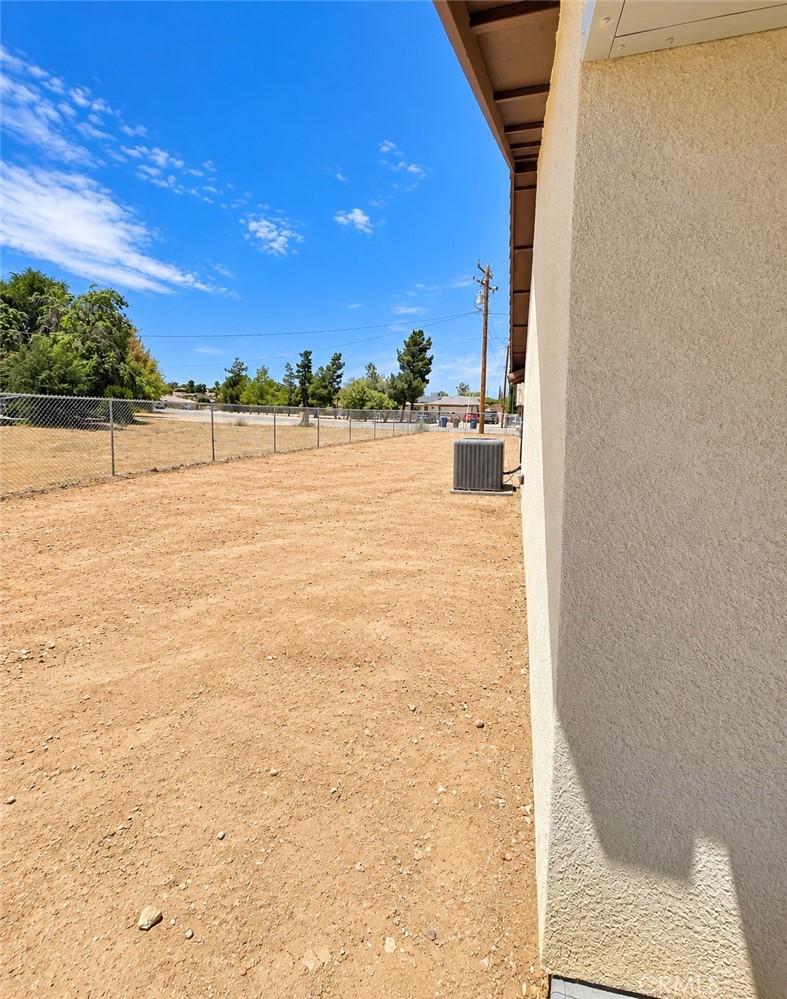 9243 Manteca Property Photo 4
