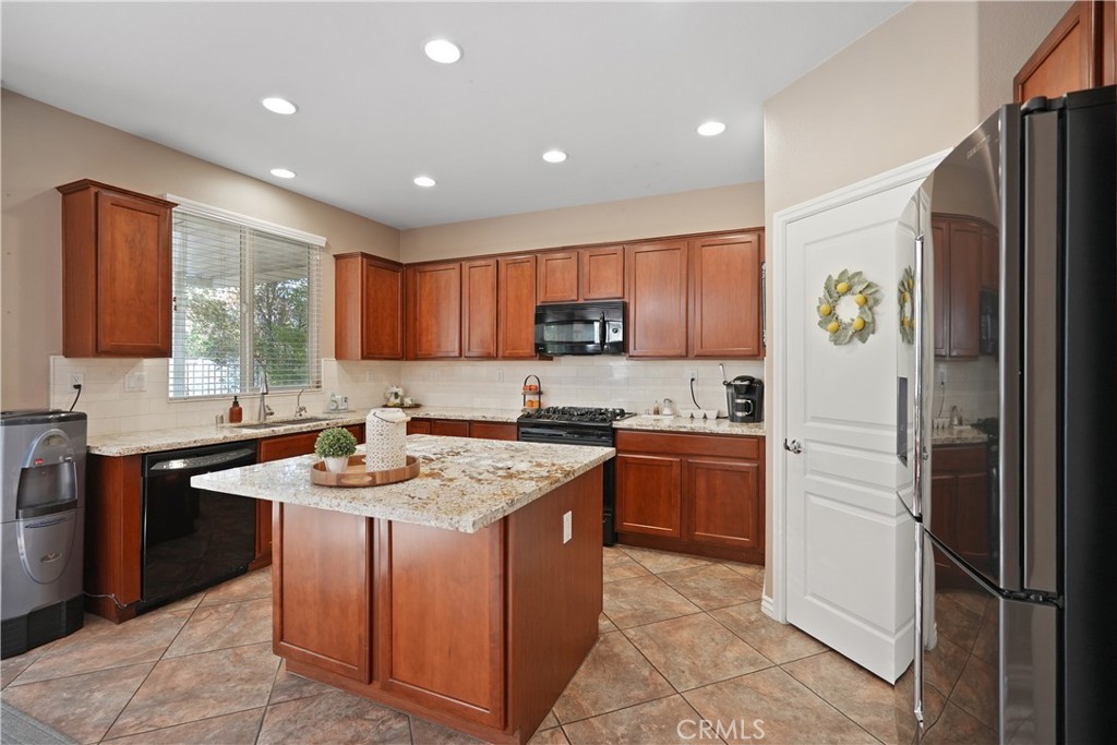 34229 Larksburg Court Property Photo 13