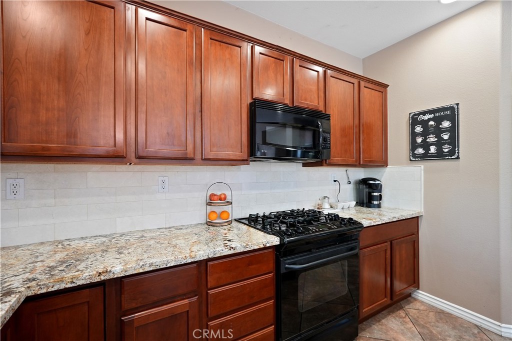 34229 Larksburg Court Property Photo 15