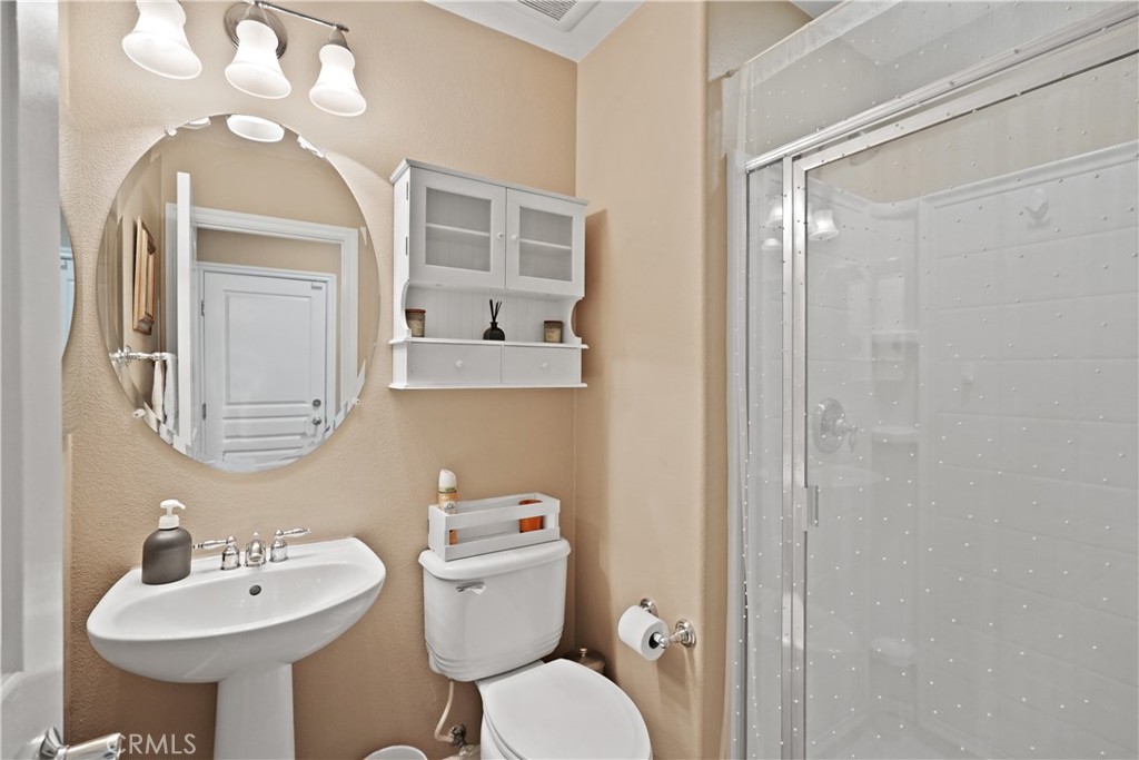 34229 Larksburg Court Property Photo 19