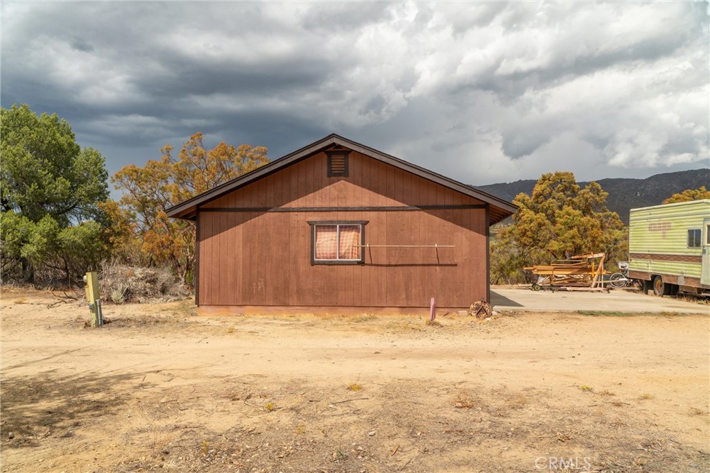38195 Hill Street Property Photo 35