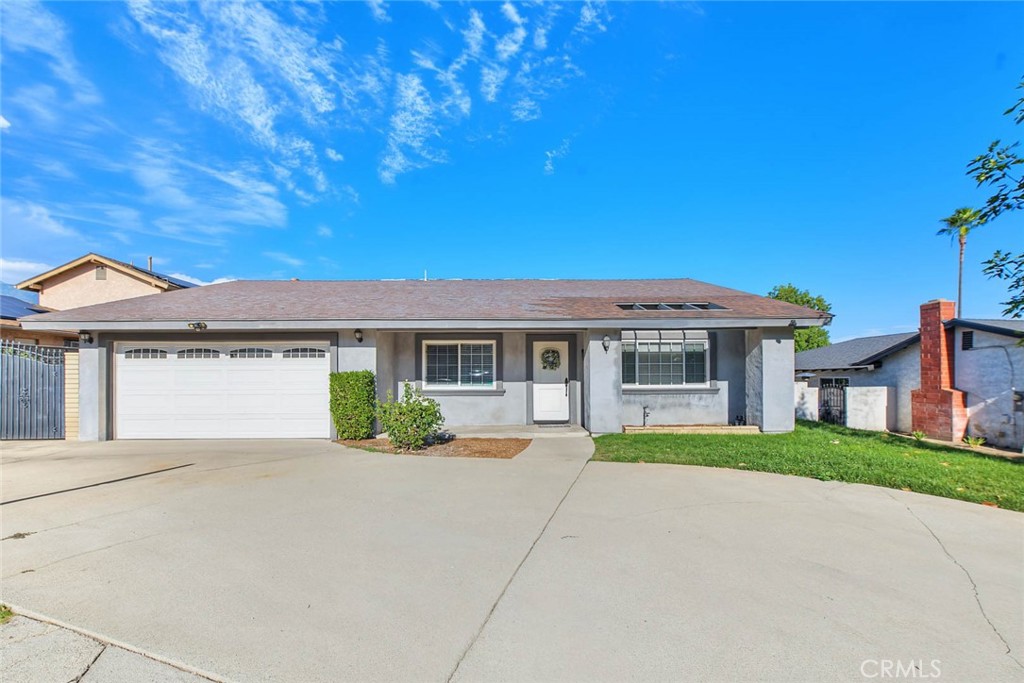 7629 El Arco Property Photo 1