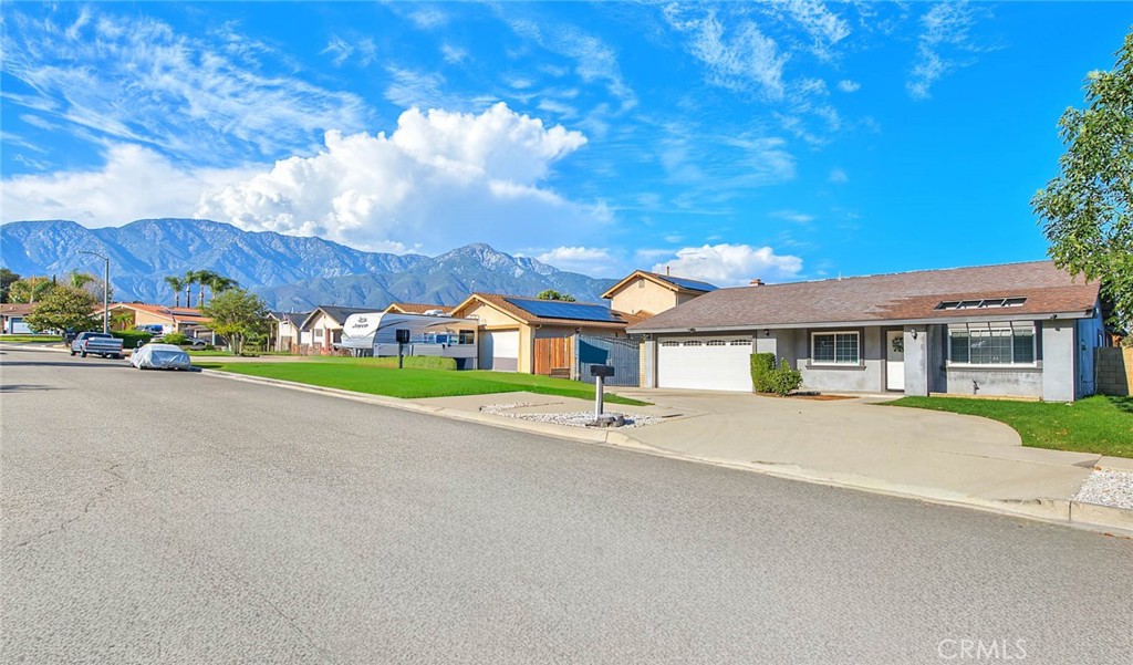7629 El Arco Property Photo 3