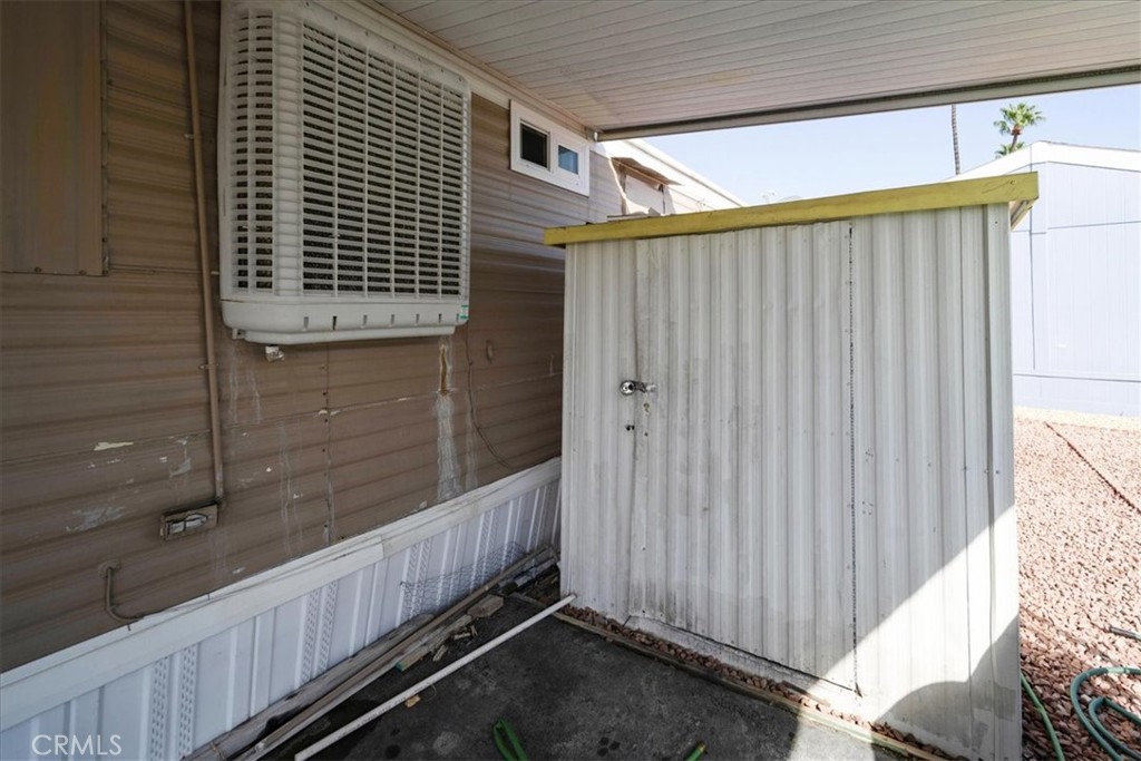 1600 S. San Jacinto 14 Property Photo 5