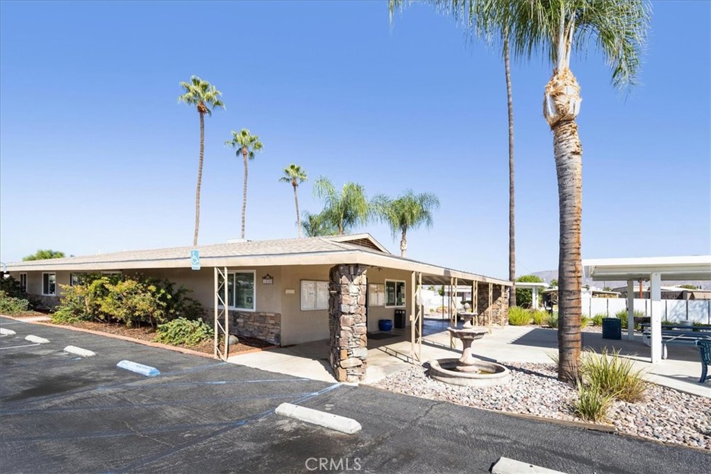 1600 S. San Jacinto 14 Property Photo 17