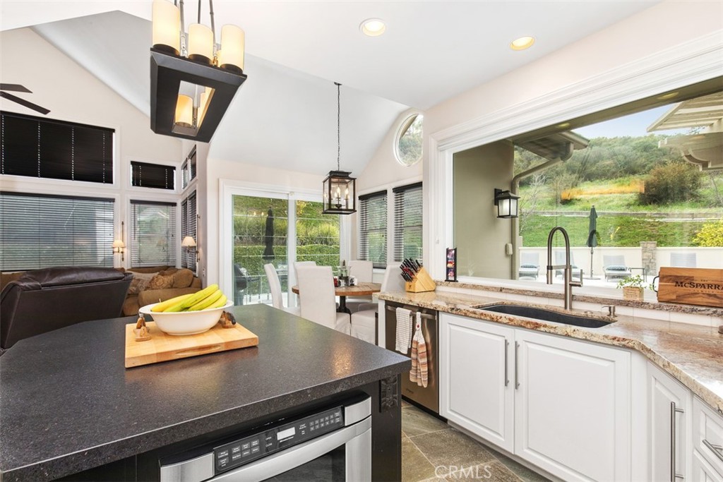 22499 Bear Creek Drive S Property Photo 16