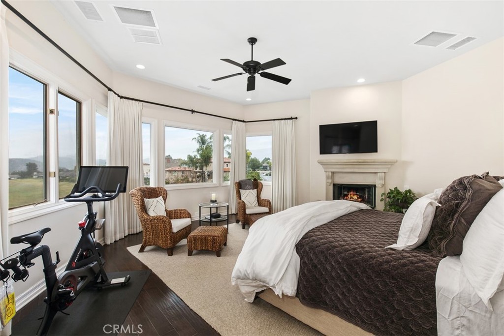 22499 Bear Creek Drive S Property Photo 25