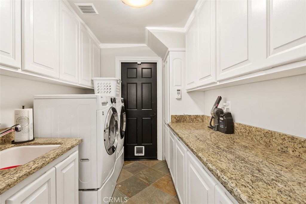 22499 Bear Creek Drive S Property Photo 36