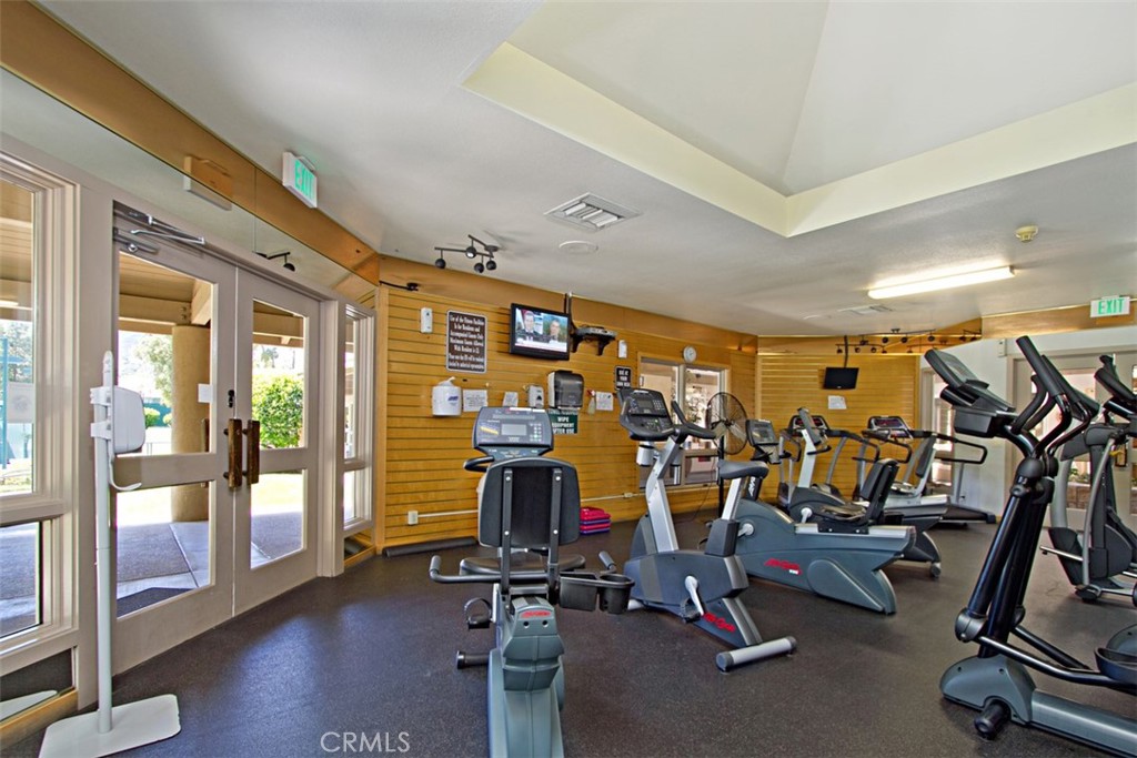 22499 Bear Creek Drive S Property Photo 54