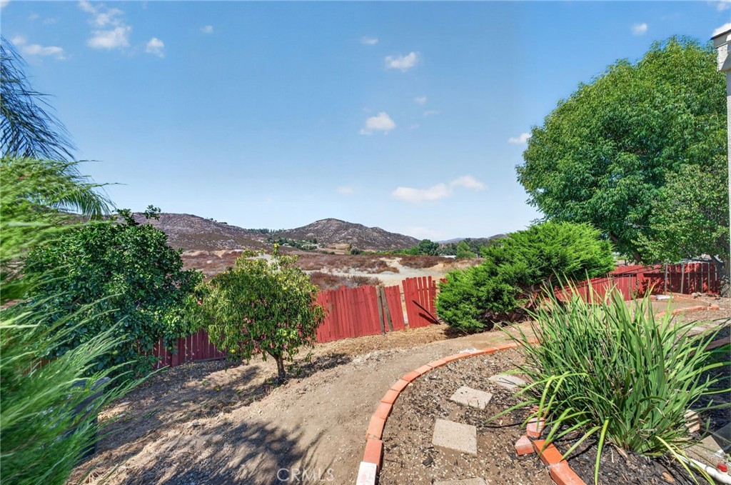 24388 Wagon Wheel Property Photo 24